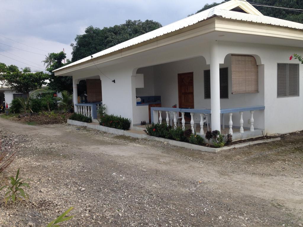Mangoes Place Moalboal Bagian luar foto